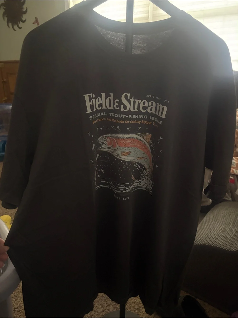 Field & Stream Black Tee with Multicolor Trout Graphic - Picture 1 of 4